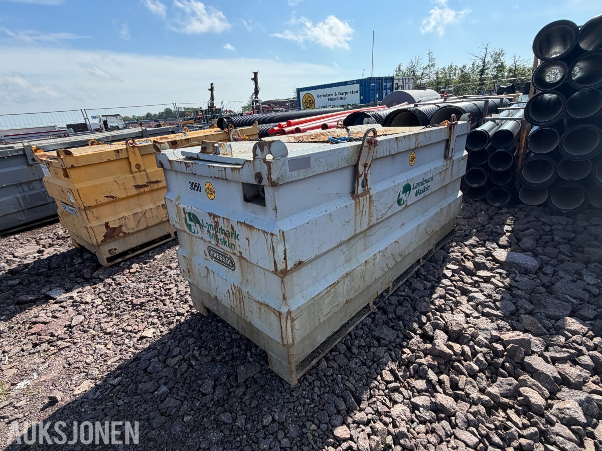 SK Tanken 2000L dieseltank med pumpe - full tank