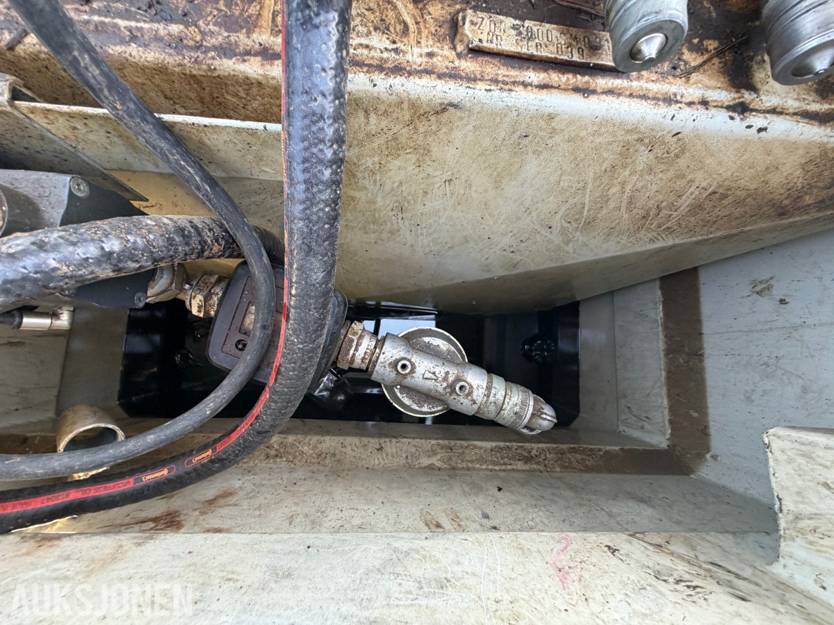 SK Tanken 2000L dieseltank med pumpe - full tank
