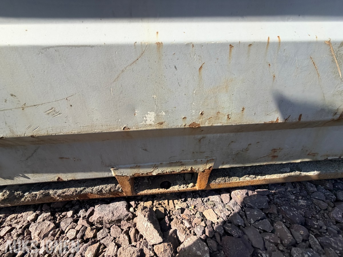 SK Tanken 2000L dieseltank med pumpe - full tank