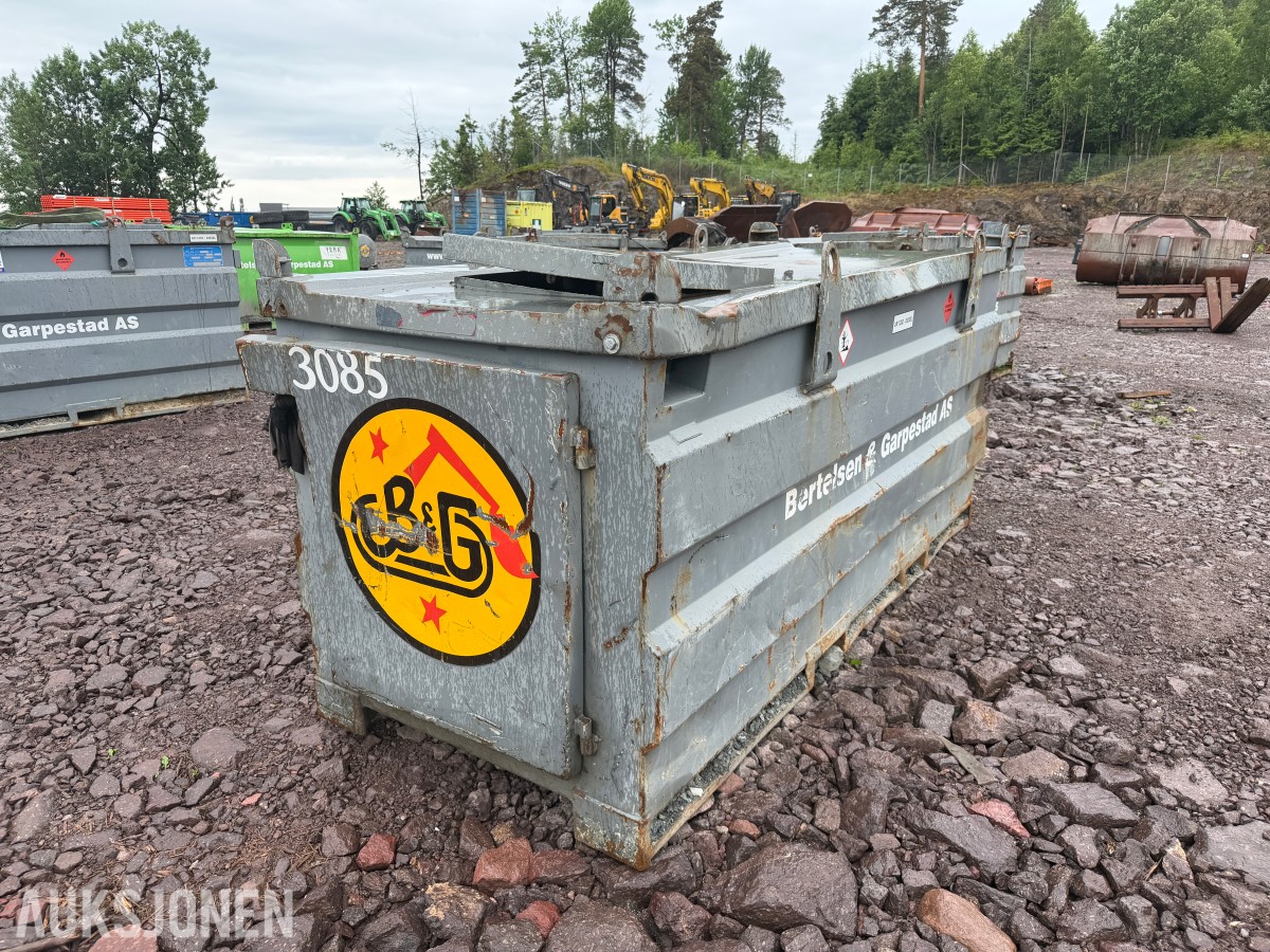 2021 Dieseltank 2000l (Vera) - full tank
