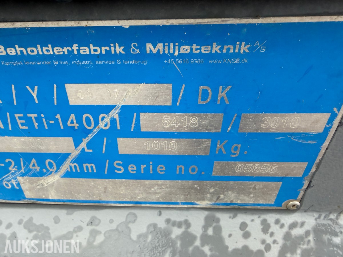2021 Dieseltank 2000l (Vera) - full tank
