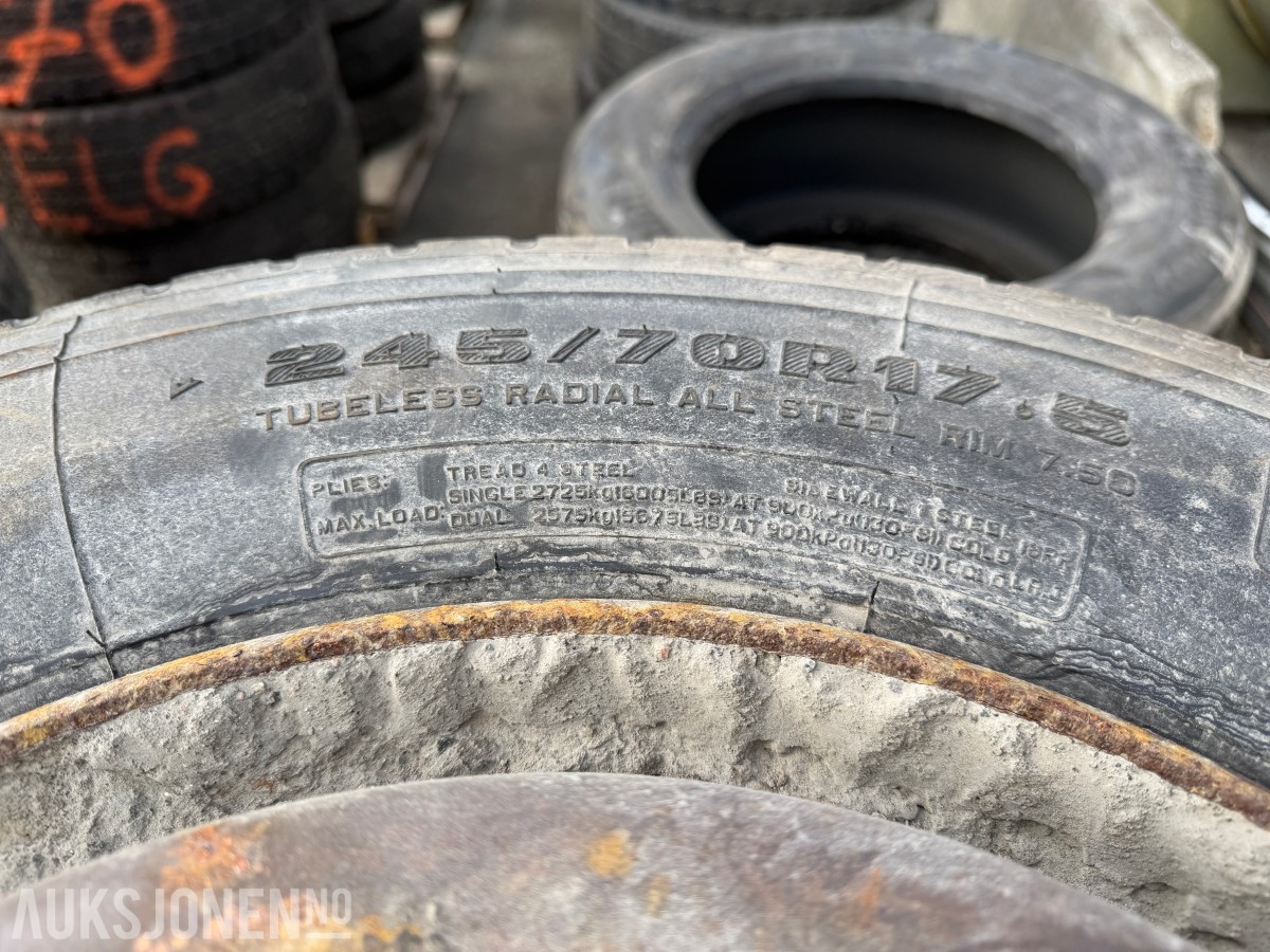 7 STK lastebildekk 245/70 R17.5