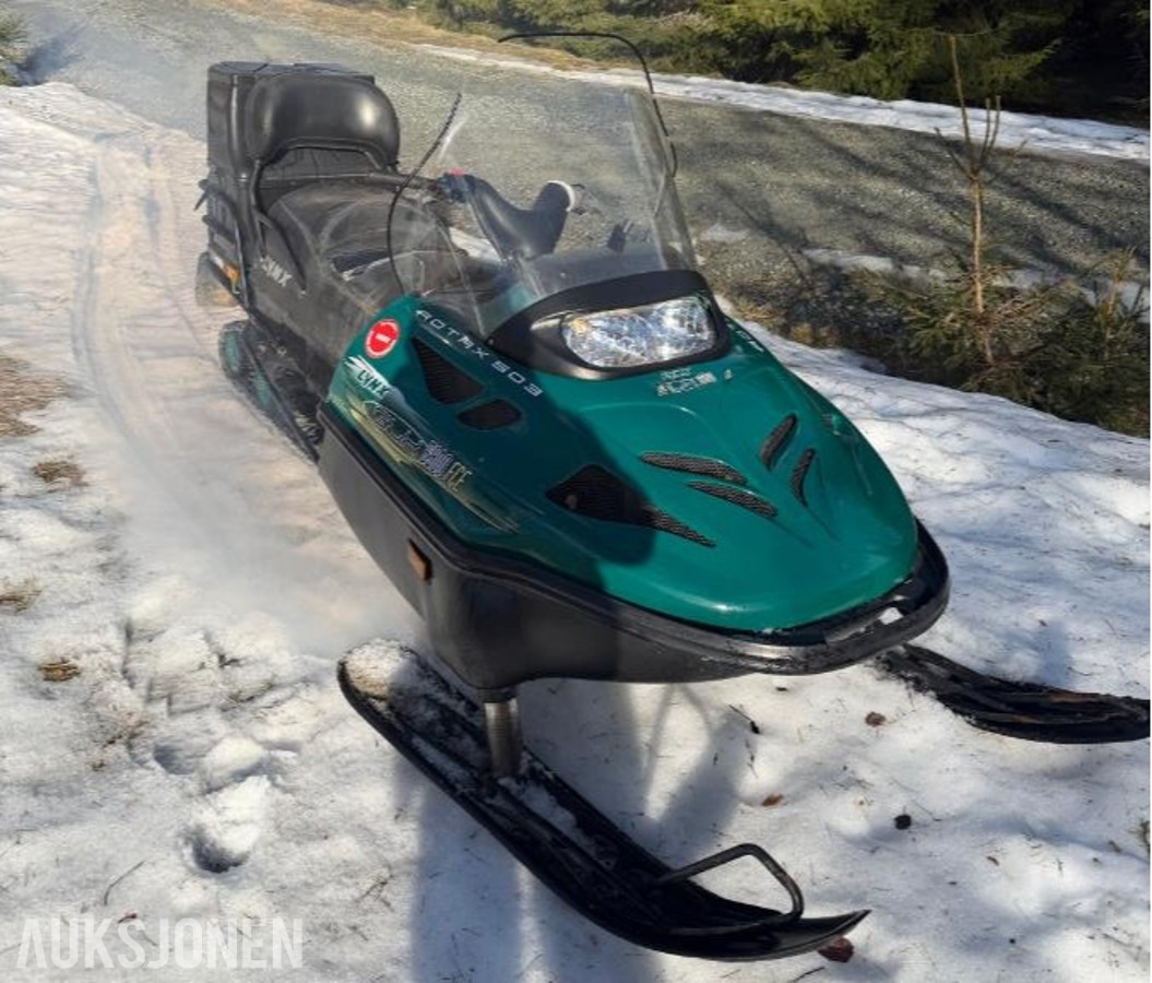 2002 Lynx GLX 5900 - Lett reparasjonsobjekt