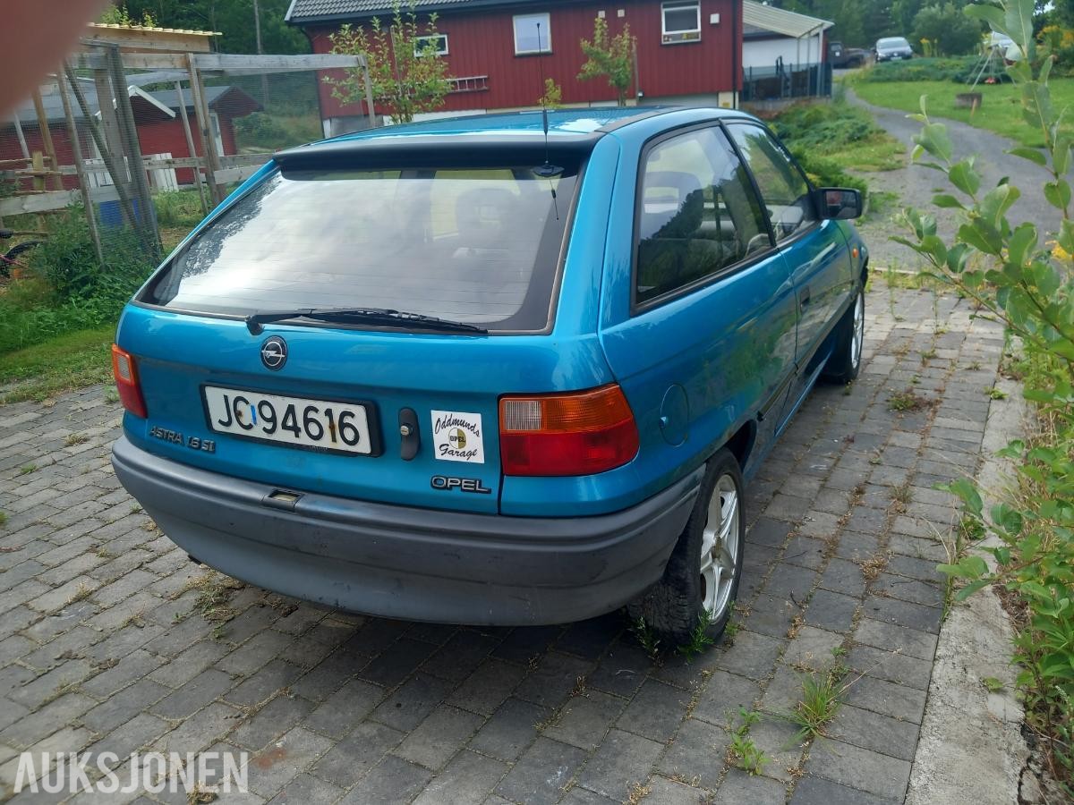 1994 Opel ASTRA 1.6 101hk automat eu ok 04.2029