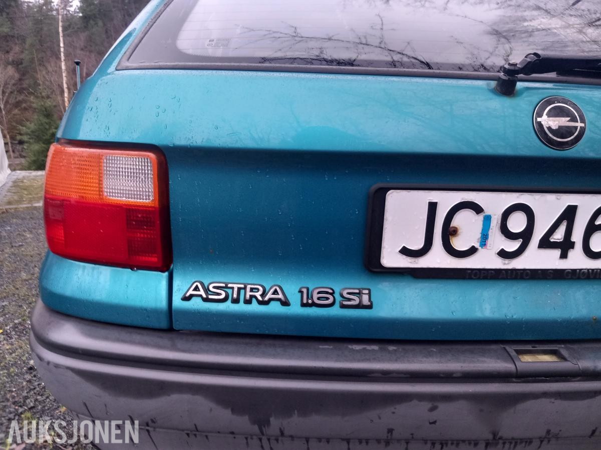 1994 Opel ASTRA 1.6 101hk automat eu ok 04.2029