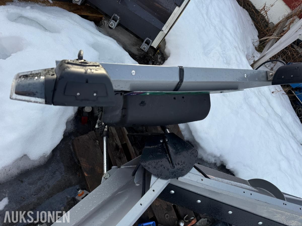 3 stk snøploger – Hilltip SnowStriker + V-plog – m/fester