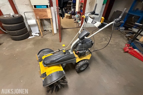 2022 Texas Smart Sweep 800 feiemaskin - bensinmotor 3,2 kW - arbeidsbredde 80 cm - vekt 76 kg