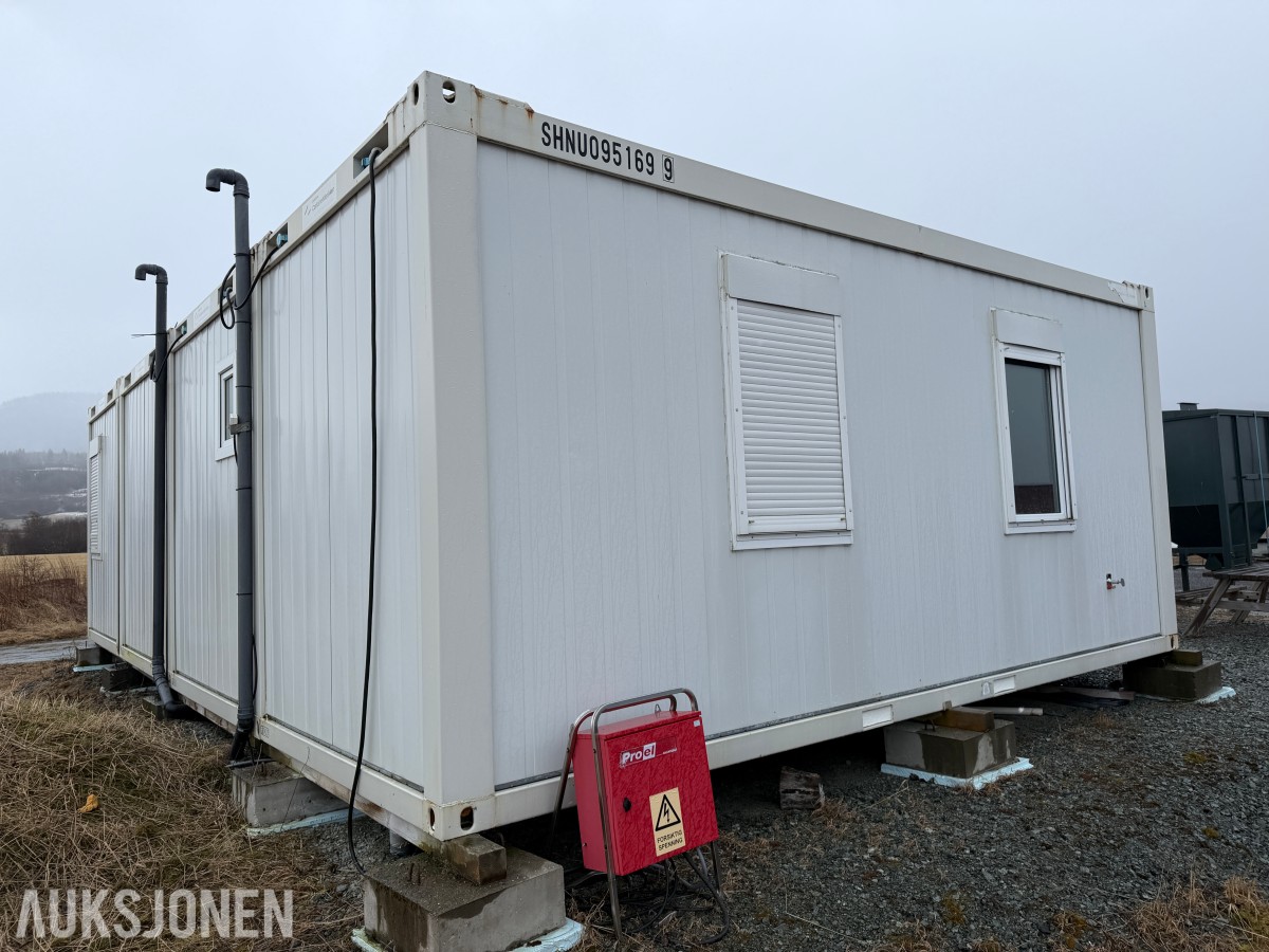 2020 3 Container brakker