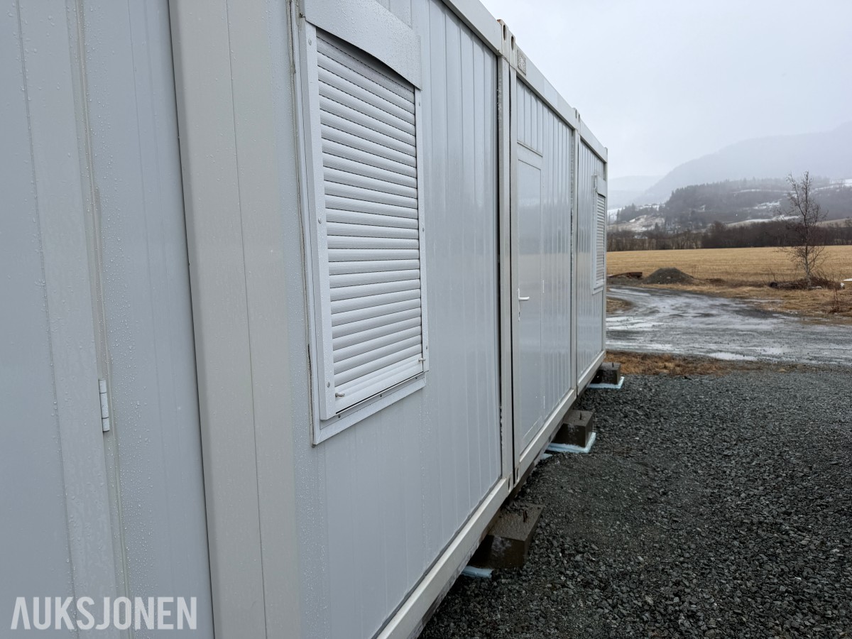 2020 3 Container brakker
