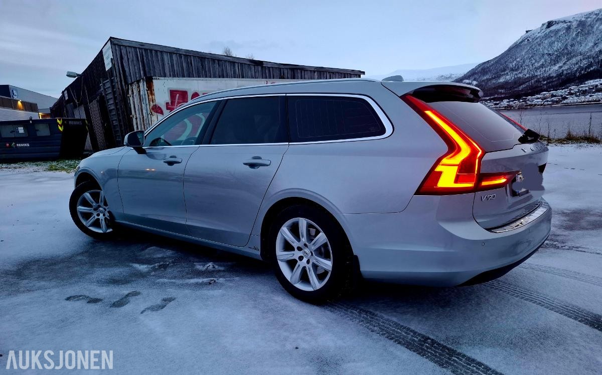 2017 Volvo V90, D3 150hk LED-bar Webasto, 227000km