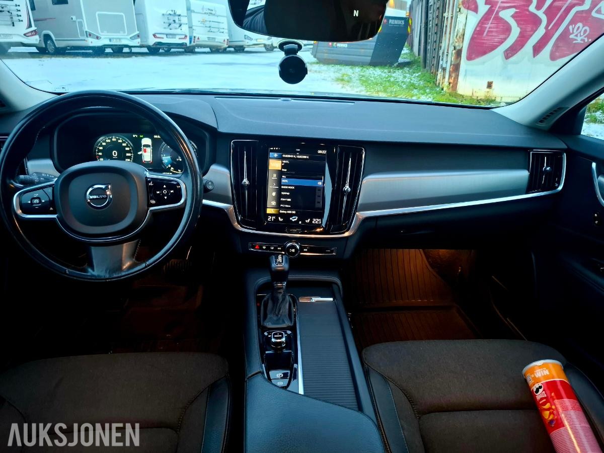 2017 Volvo V90, D3 150hk LED-bar Webasto, 227000km