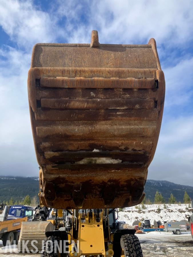Graveskuffe med kniv 2200 liter, KM3 feste, 150 cm bredde