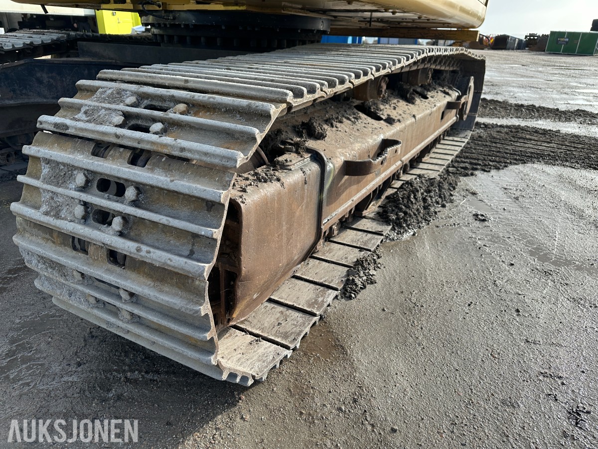 2017 Cat 320FL gravemaskin, GPS, Rototilt R8, boretårn, 2 skuffer