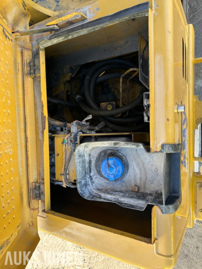 2017 Cat 320FL gravemaskin, GPS, Rototilt R8, boretårn, 2 skuffer