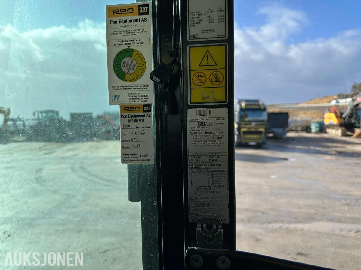 2017 Cat 320FL gravemaskin, GPS, Rototilt R8, boretårn, 2 skuffer