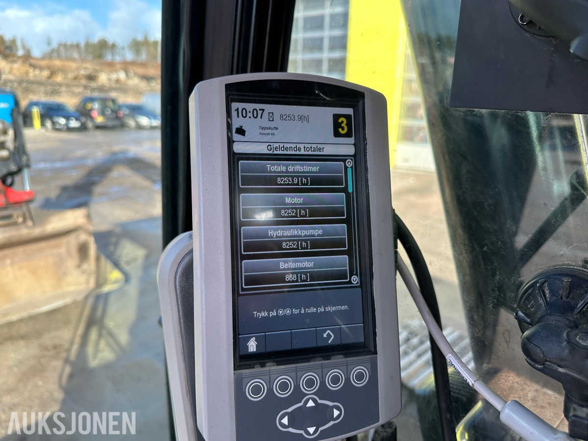 2017 Cat 320FL gravemaskin, GPS, Rototilt R8, boretårn, 2 skuffer