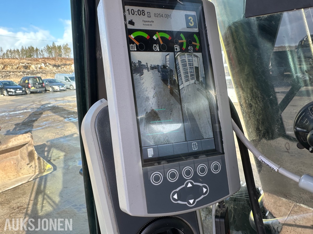 2017 Cat 320FL gravemaskin, GPS, Rototilt R8, boretårn, 2 skuffer
