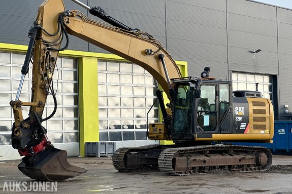 2017 Cat 320FL gravemaskin, GPS, Rototilt R8, boretårn, 2 skuffer