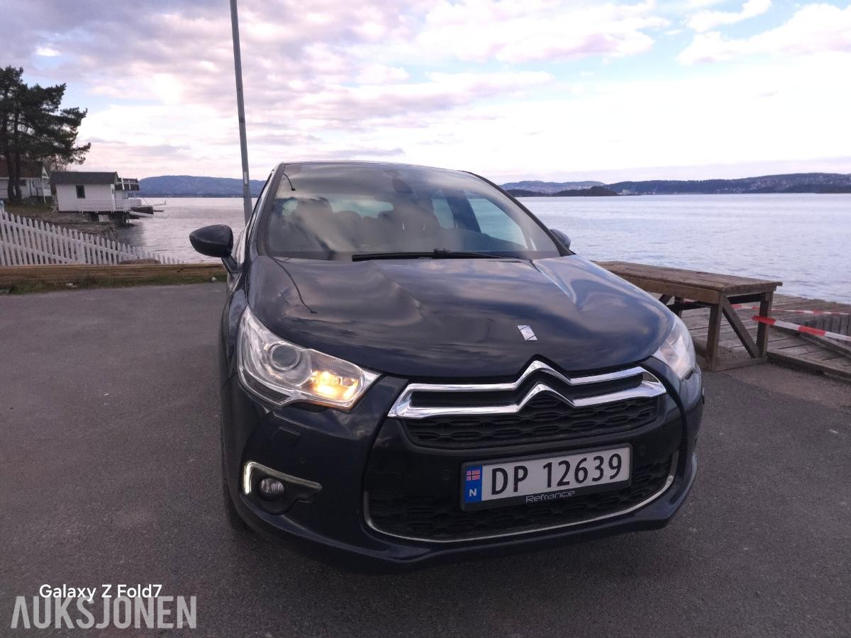2013 Citroen DS4 2.0 HDi 163hk Cruisekontroll, Skinnseter, Navigasjon, s+v dekk