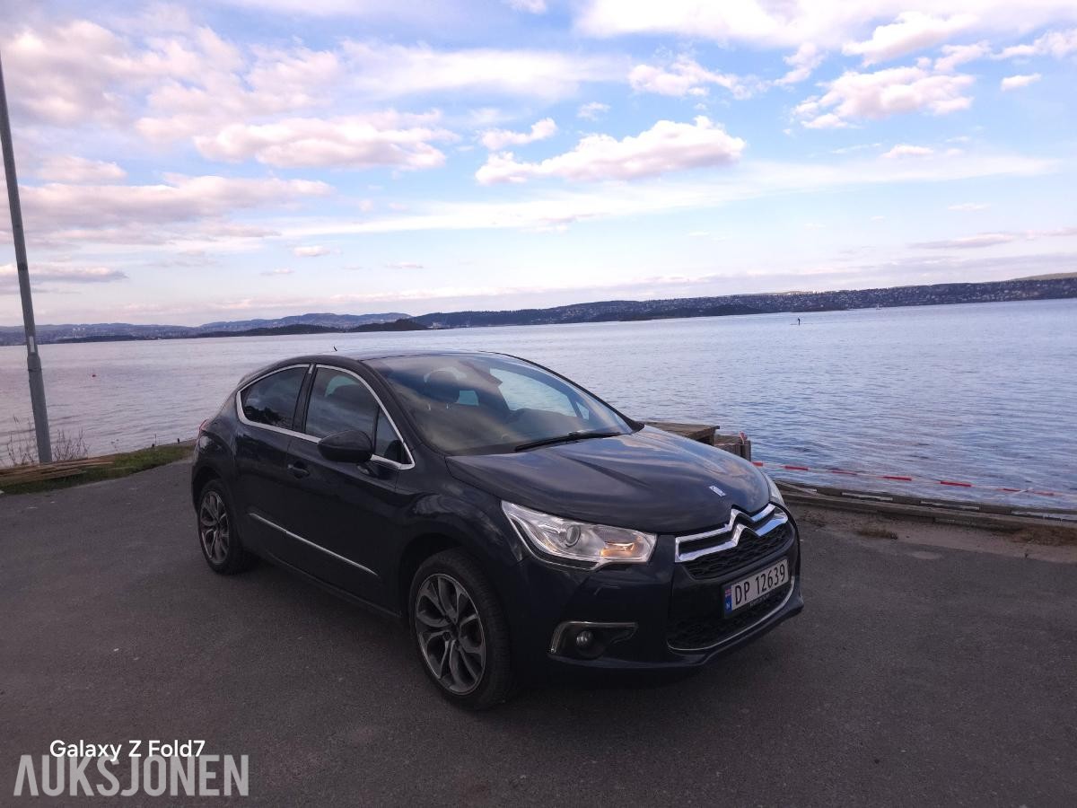 2013 Citroen DS4 2.0 HDi 163hk Cruisekontroll, Skinnseter, Navigasjon, s+v dekk