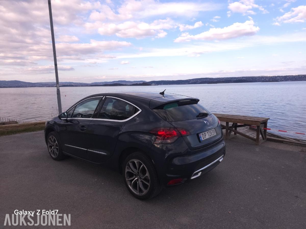 2013 Citroen DS4 2.0 HDi 163hk Cruisekontroll, Skinnseter, Navigasjon, s+v dekk