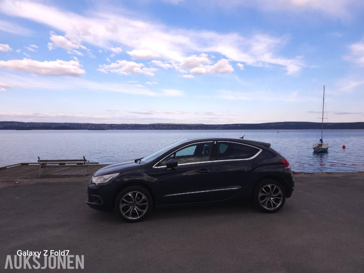 2013 Citroen DS4 2.0 HDi 163hk Cruisekontroll, Skinnseter, Navigasjon, s+v dekk