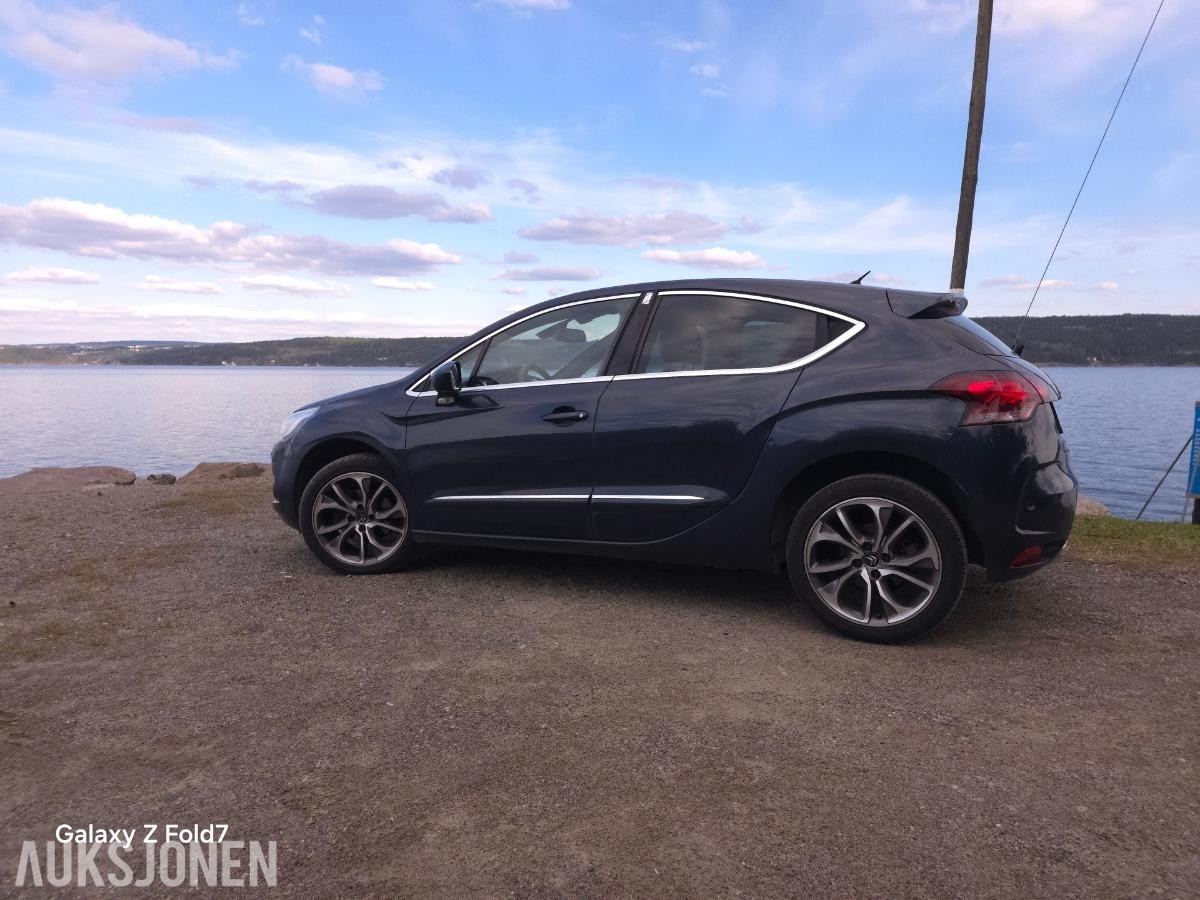 2013 Citroen DS4 2.0 HDi 163hk Cruisekontroll, Skinnseter, Navigasjon, s+v dekk