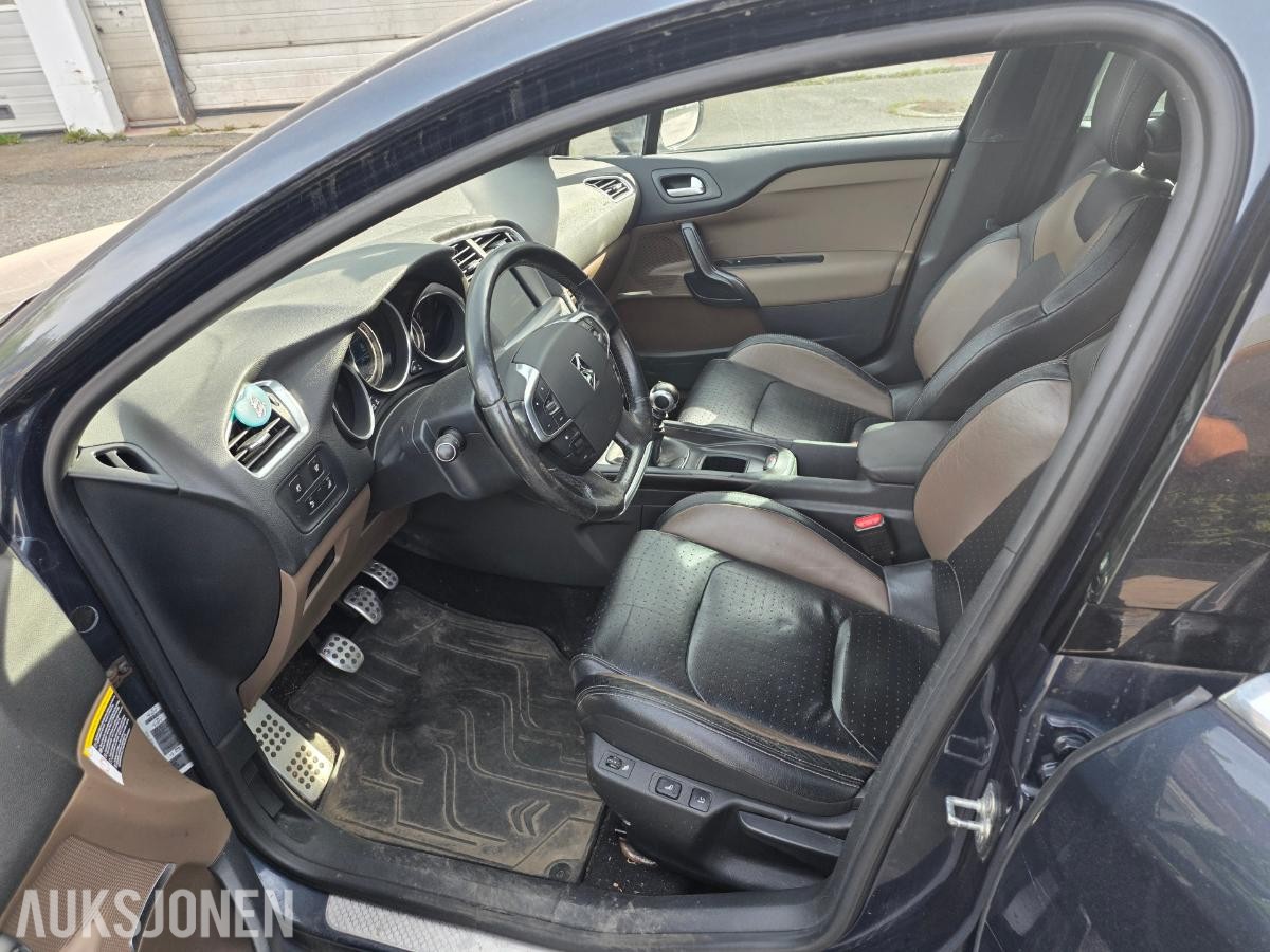 2013 Citroen DS4 2.0 HDi 163hk Cruisekontroll, Skinnseter, Navigasjon, s+v dekk