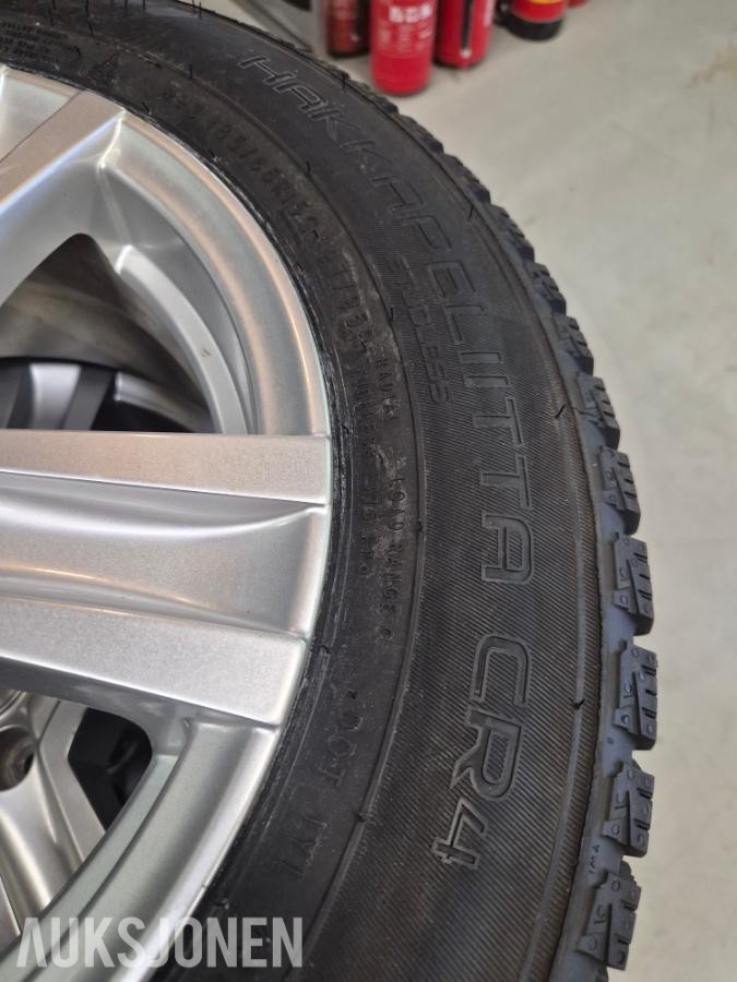 2023 Vinterhjul NISSAN NV200 / E-NV200 185/65r15C Nokian Hakka CR4