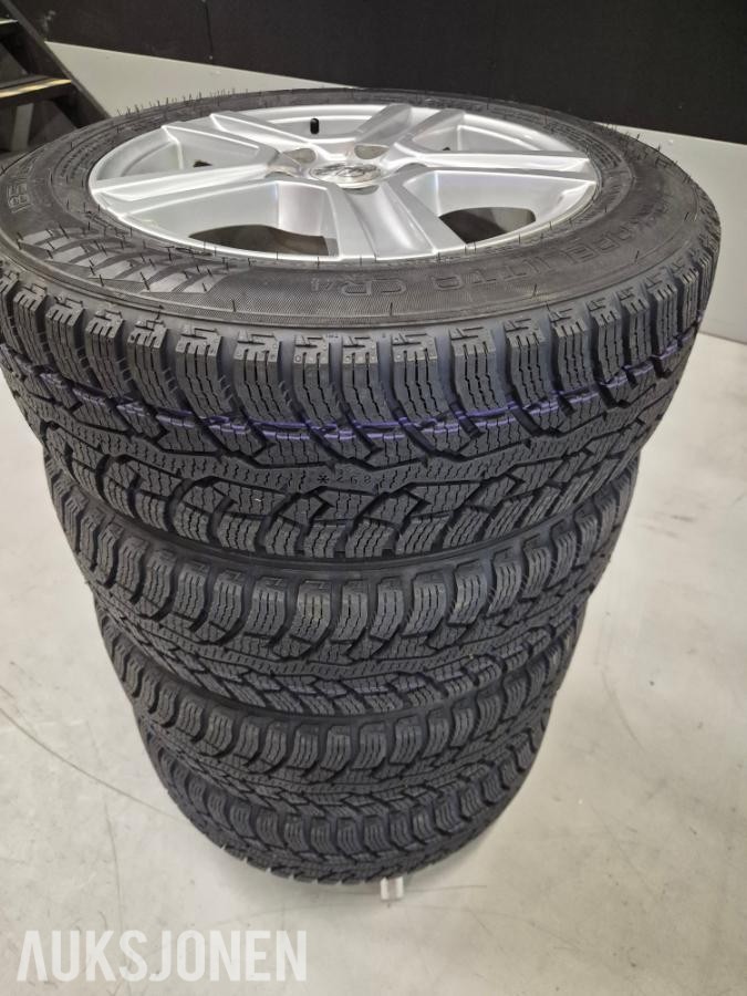 2023 Vinterhjul NISSAN NV200 / E-NV200 185/65r15C Nokian Hakka CR4