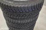 2023 Vinterhjul NISSAN NV200 / E-NV200 185/65r15C Nokian Hakka CR4