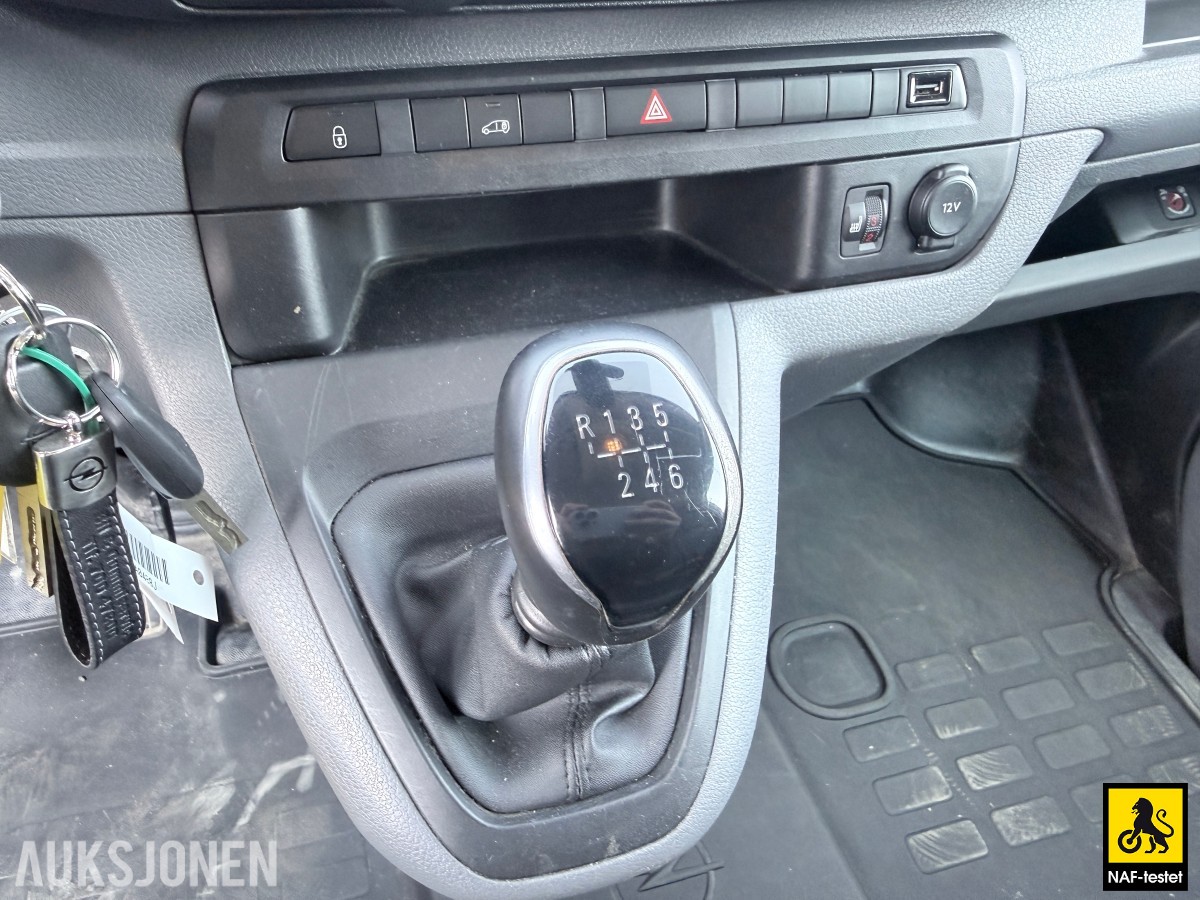 2021 Opel Vivaro 2,0 D 150HK HENGERFESTE KAMERA CRUISE SKYVEDØRER INNREDNING