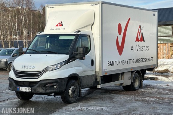 2023 Iveco Daily 72-210 SKAPBIL M/LØFTELEM – WEBSTO – KUN 20.796 KM