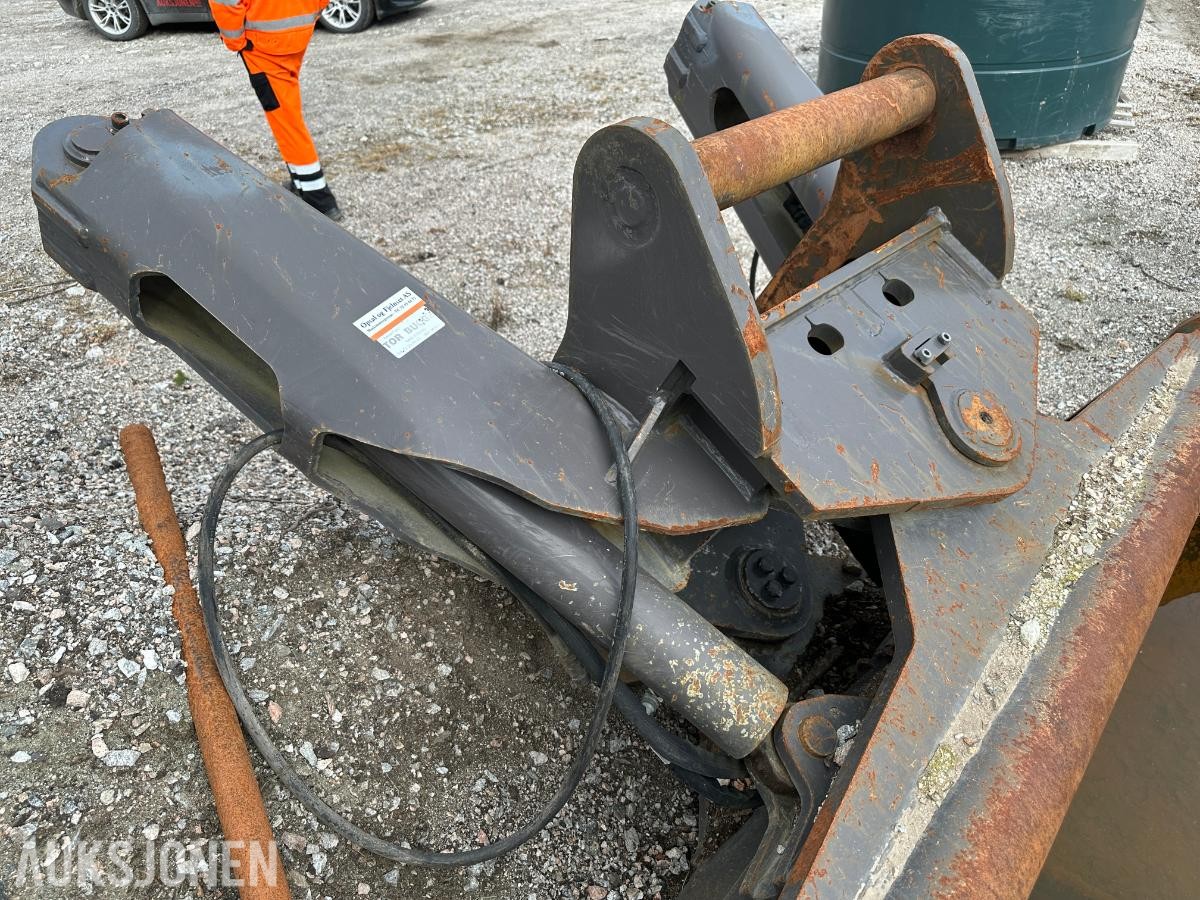 2017 SMP SL1800-2000 Hydraulisk pusseskuff / tiltskuffe - s
