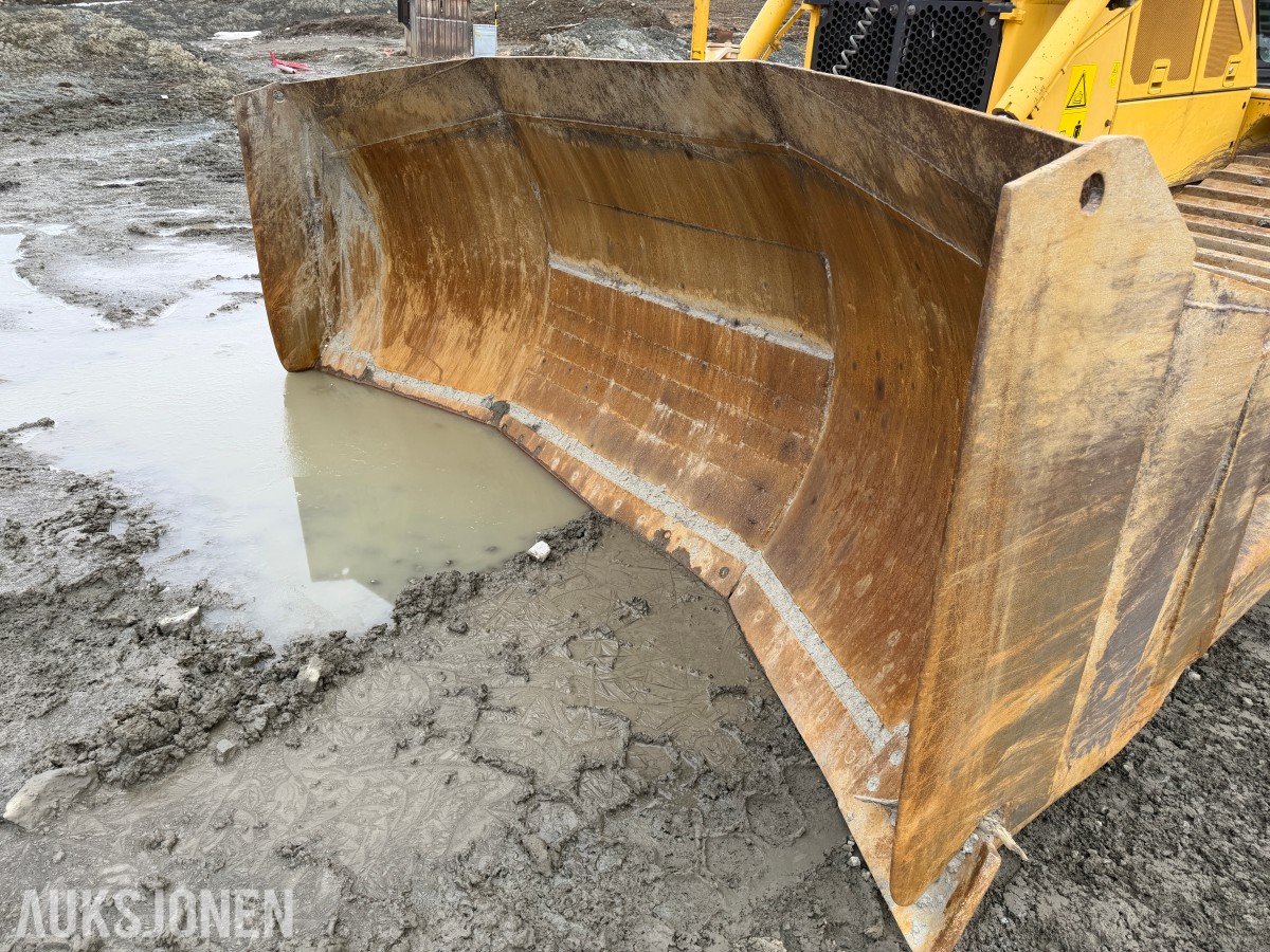 2015 Komatsu D65PX-18 Bulldozer
