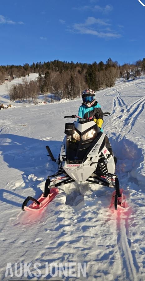 2011 Polaris 800 Switchback Assault
