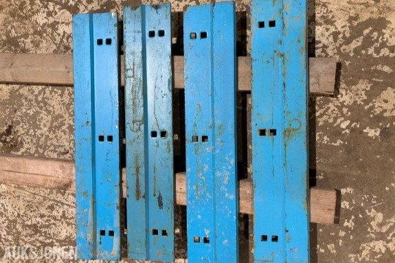 4 lengder ubrukt slitestål 19x150x792 mm