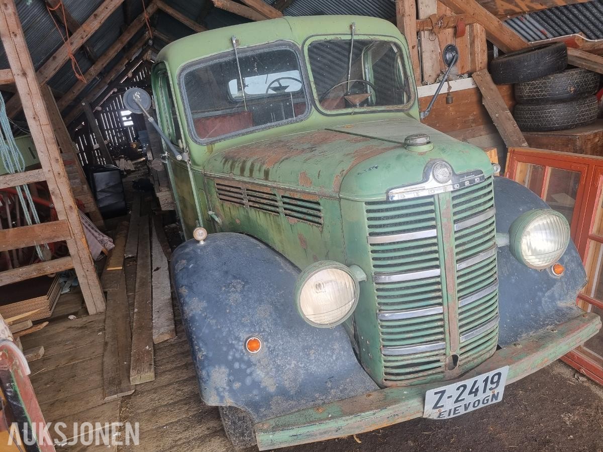 1950 Bedford lastebil modell K, 123456km