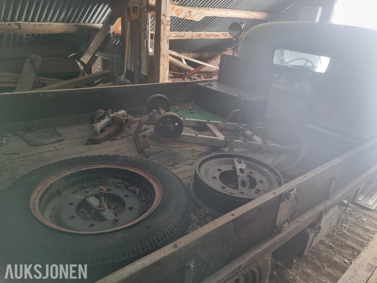 1950 Bedford lastebil modell K, 123456km