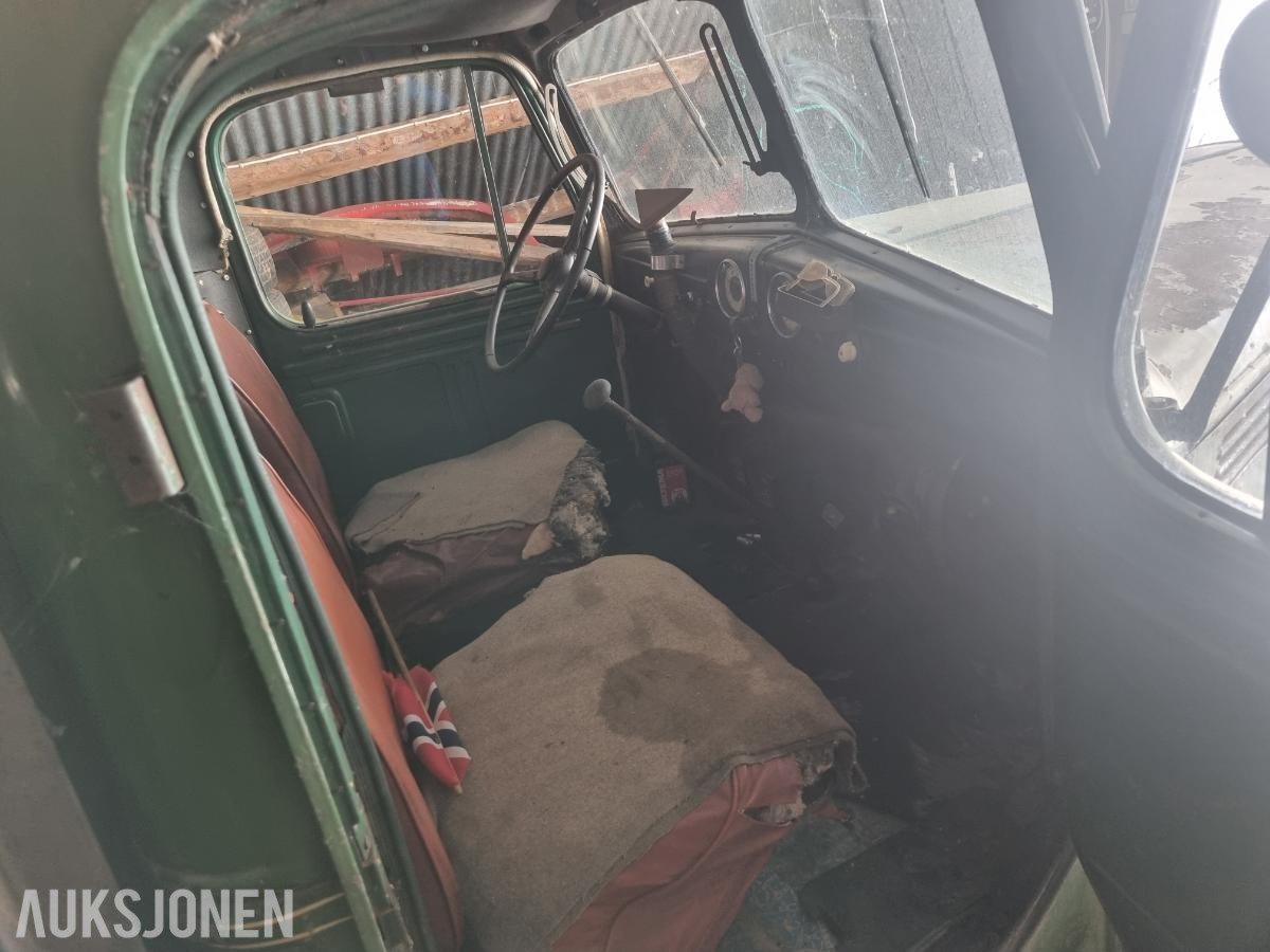 1950 Bedford lastebil modell K, 123456km