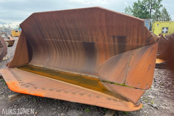 2018 Gjerstad sidetippende skuffe til CAT 986K – 6,1 m³