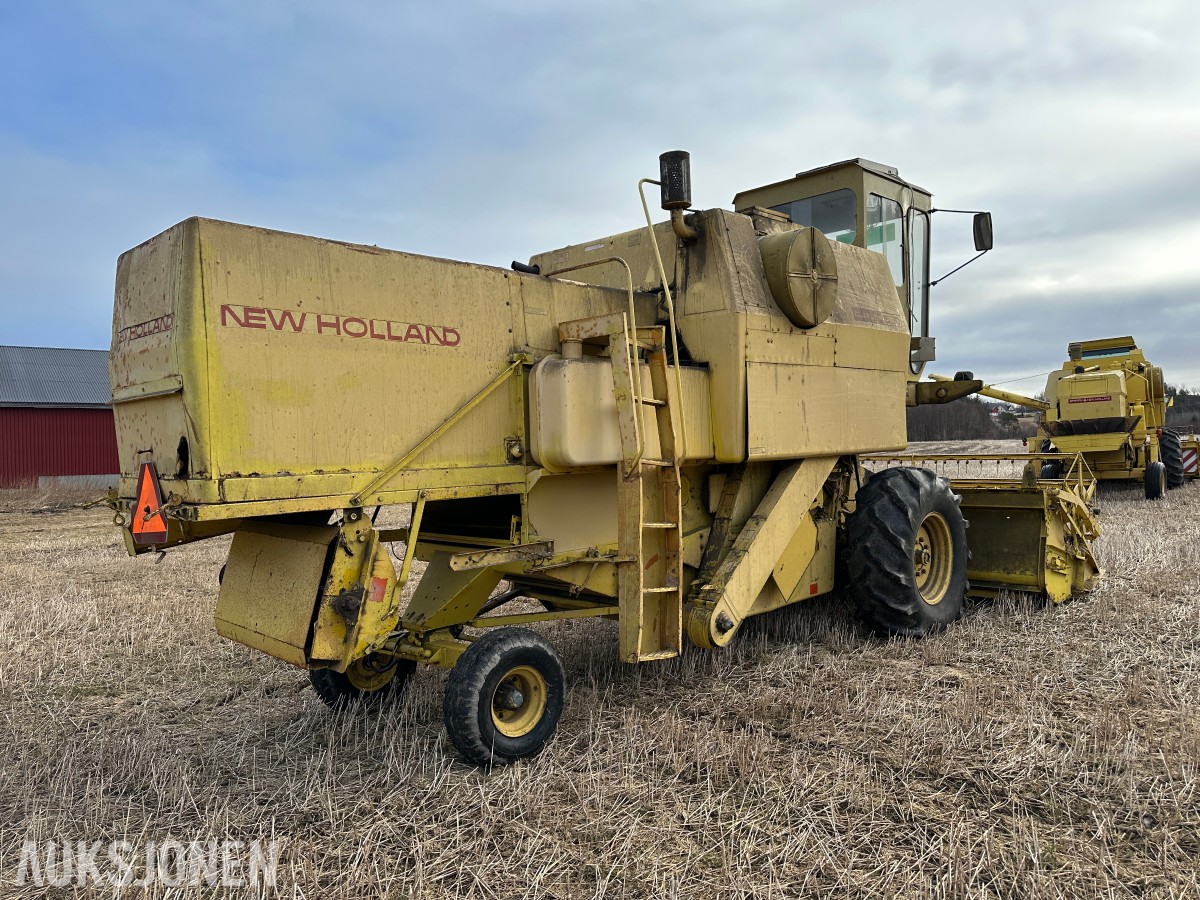 1979 New Holland Clayson 1530 Skurtresker – 11 fot skjærebord / halmkutter