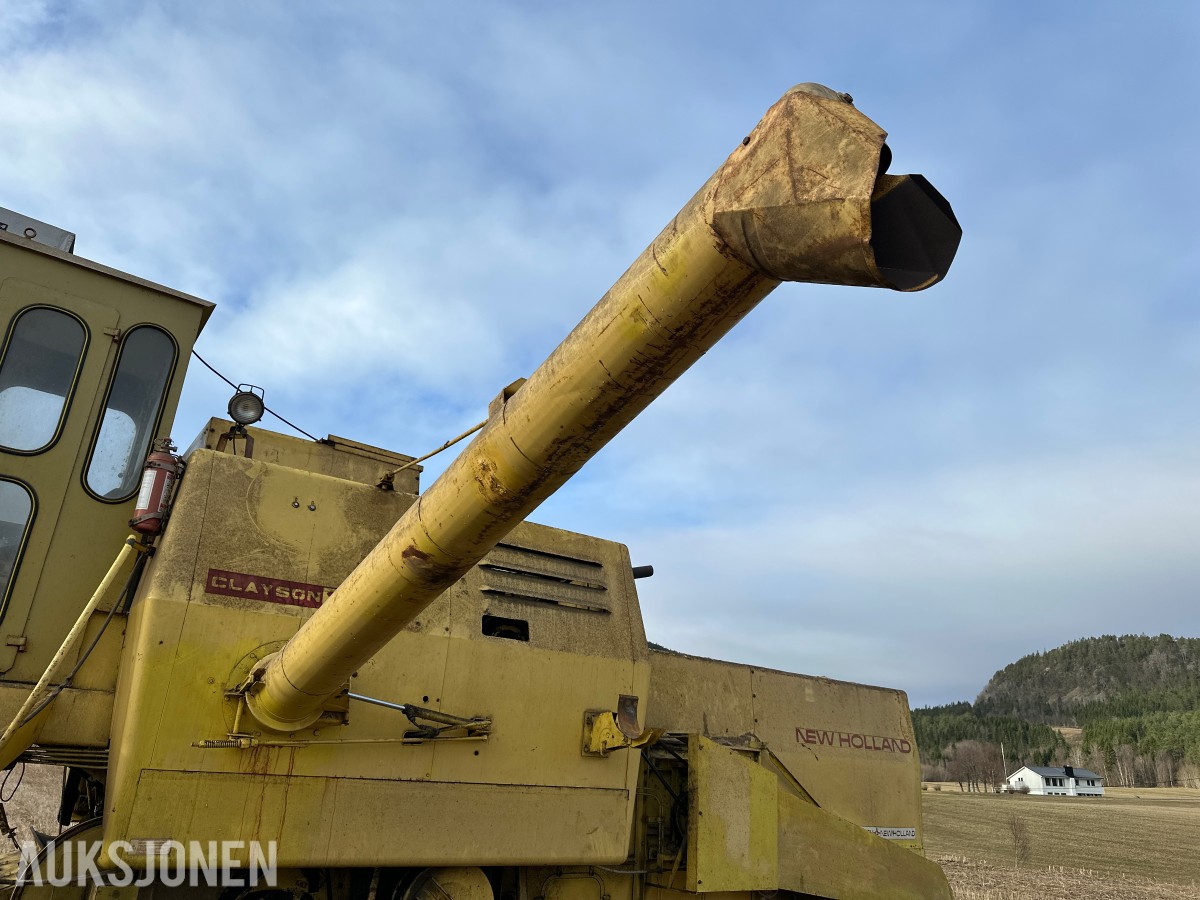 1979 New Holland Clayson 1530 Skurtresker – 11 fot skjærebord / halmkutter