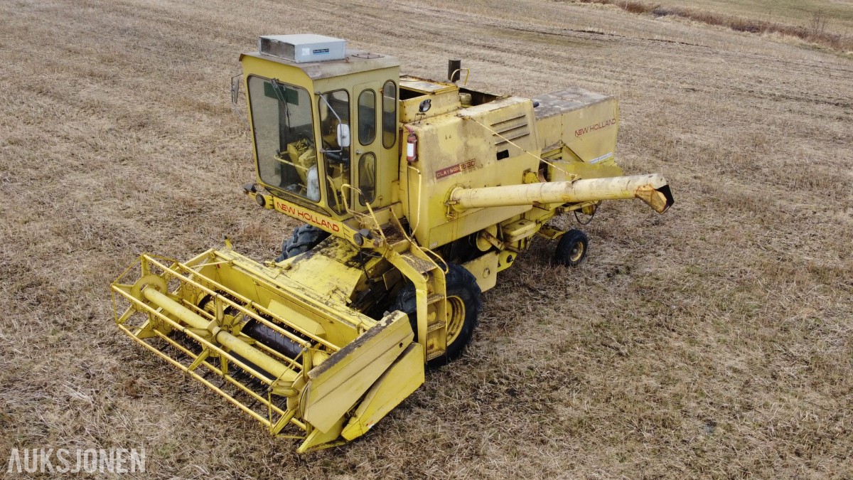 1979 New Holland Clayson 1530 Skurtresker – 11 fot skjærebord / halmkutter