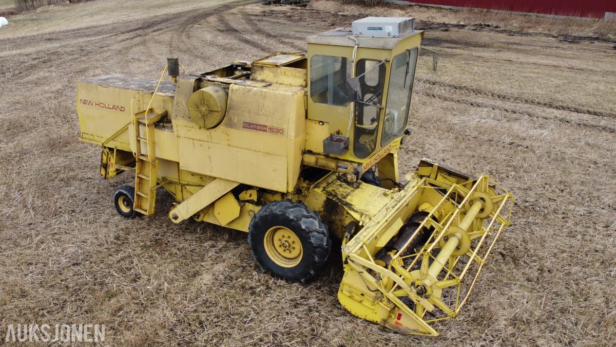 1979 New Holland Clayson 1530 Skurtresker – 11 fot skjærebord / halmkutter