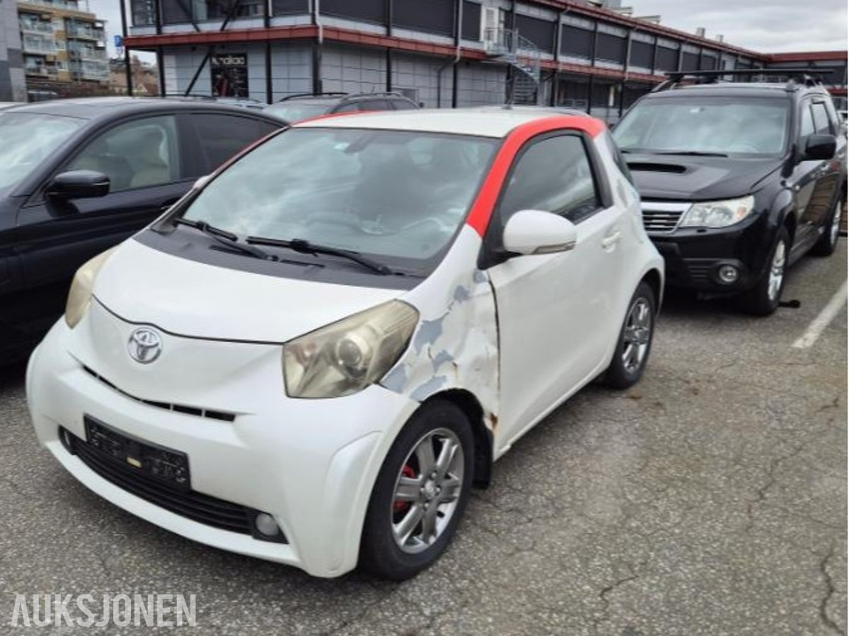 2009 Toyota IQ 1.0 bensin 68hk reparasjonsobjekt 