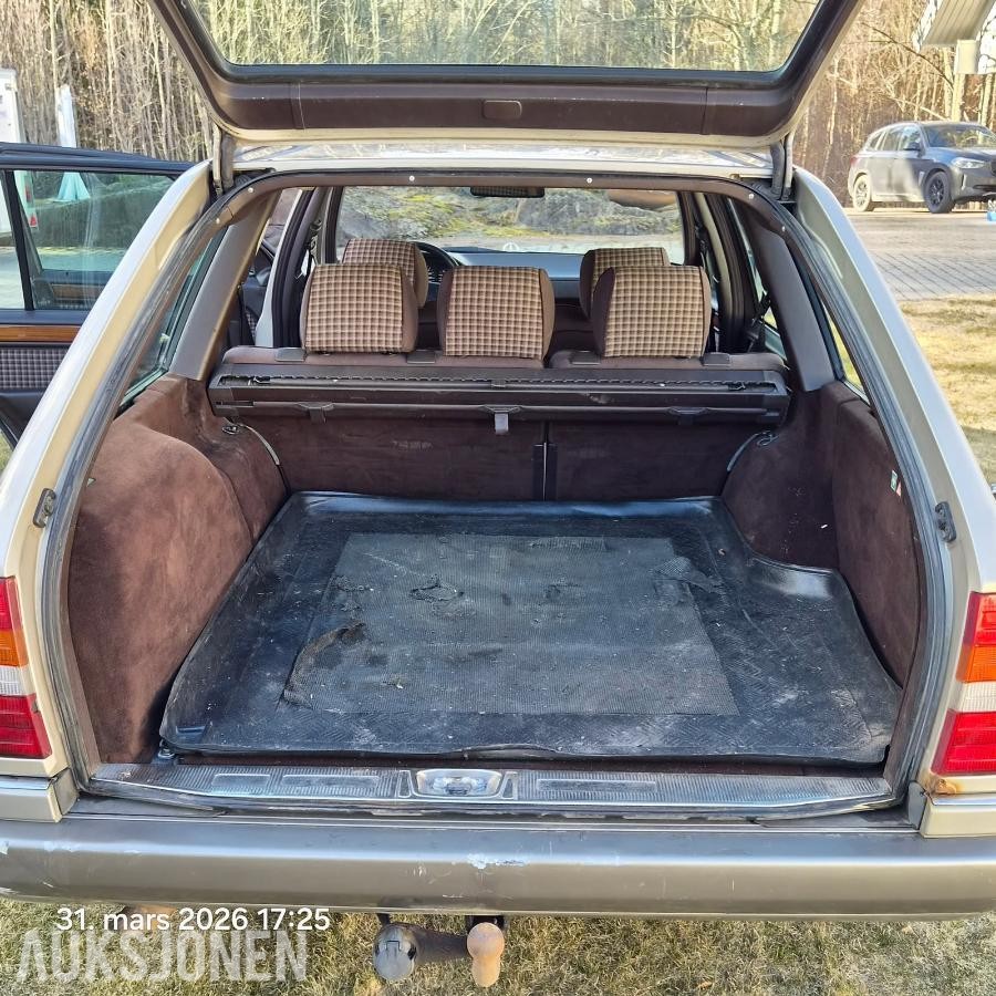 2001 Mercedes-Benz E 300 TDT 4MATIC 3.0 diesel 147hk automat