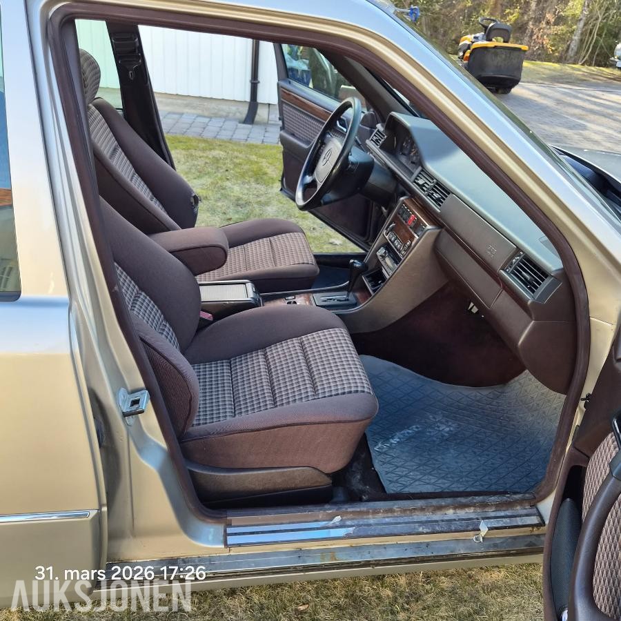 2001 Mercedes-Benz E 300 TDT 4MATIC 3.0 diesel 147hk automat