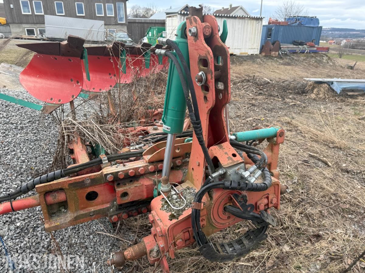 1900 Kverneland 6 Skjærs vendeplog