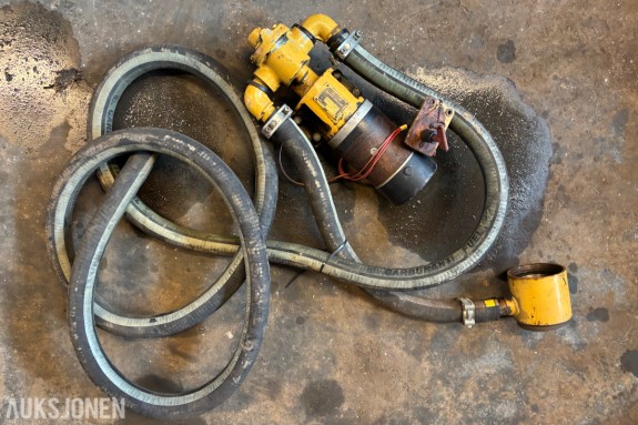 DELTA PUMPEFABRIKK 595A 24V PUMPE - CAT HYDRAULIKKSLANGER – DIVERSE LENGDER OG DIMENSJONER – TIL HJULLASTER OG GRAVEMASKIN